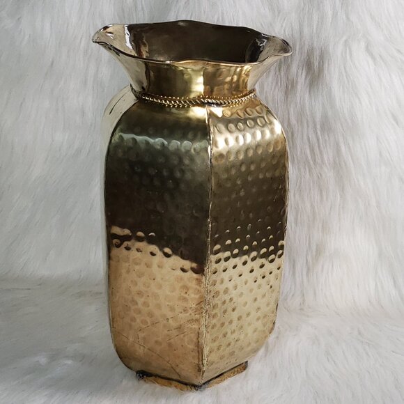 1990's Vintage MCM Decor Handmade India Hammered Rope Brass Urn Style Vase - Picture 6 of 16